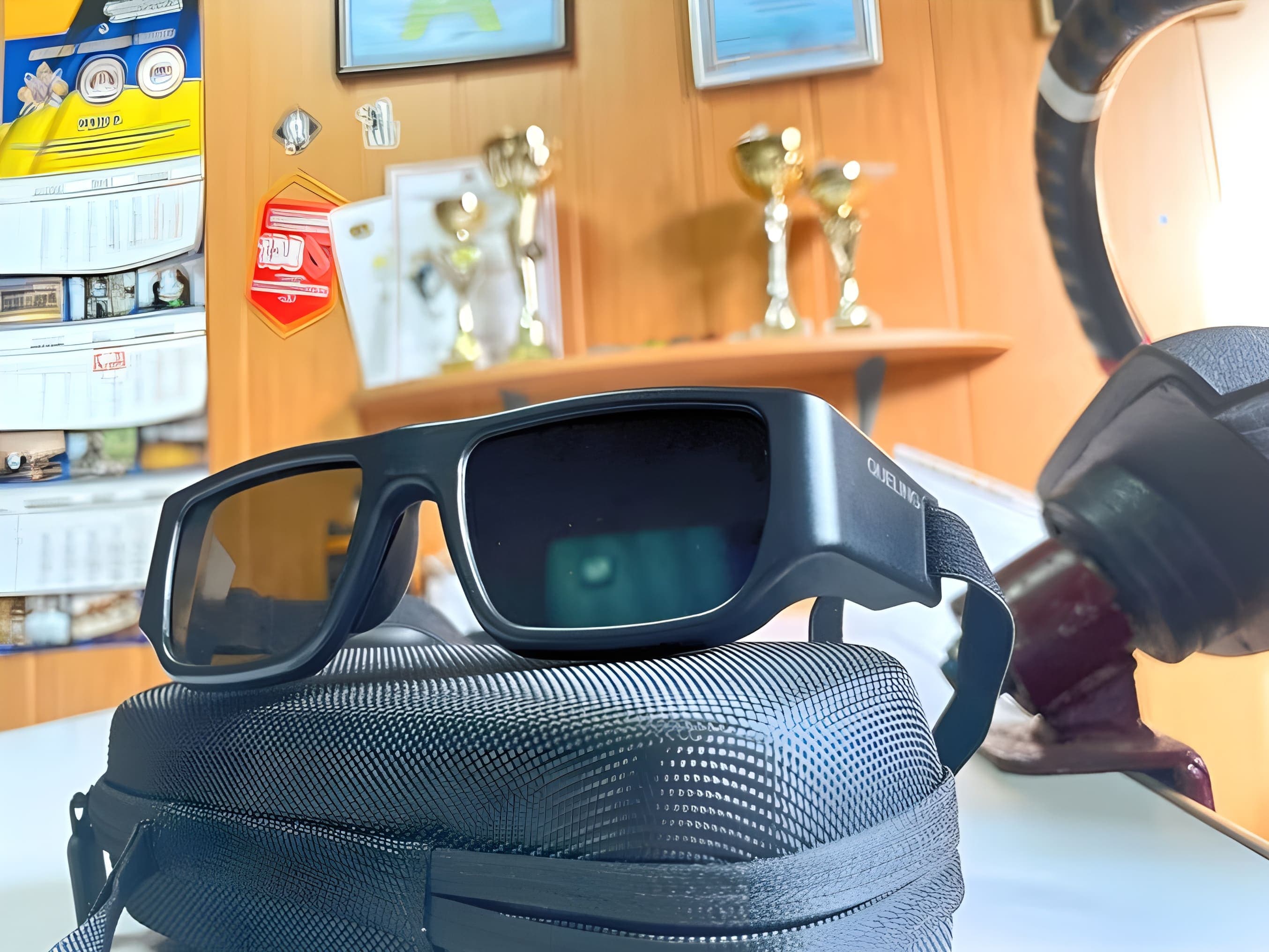 Reflex Glasses